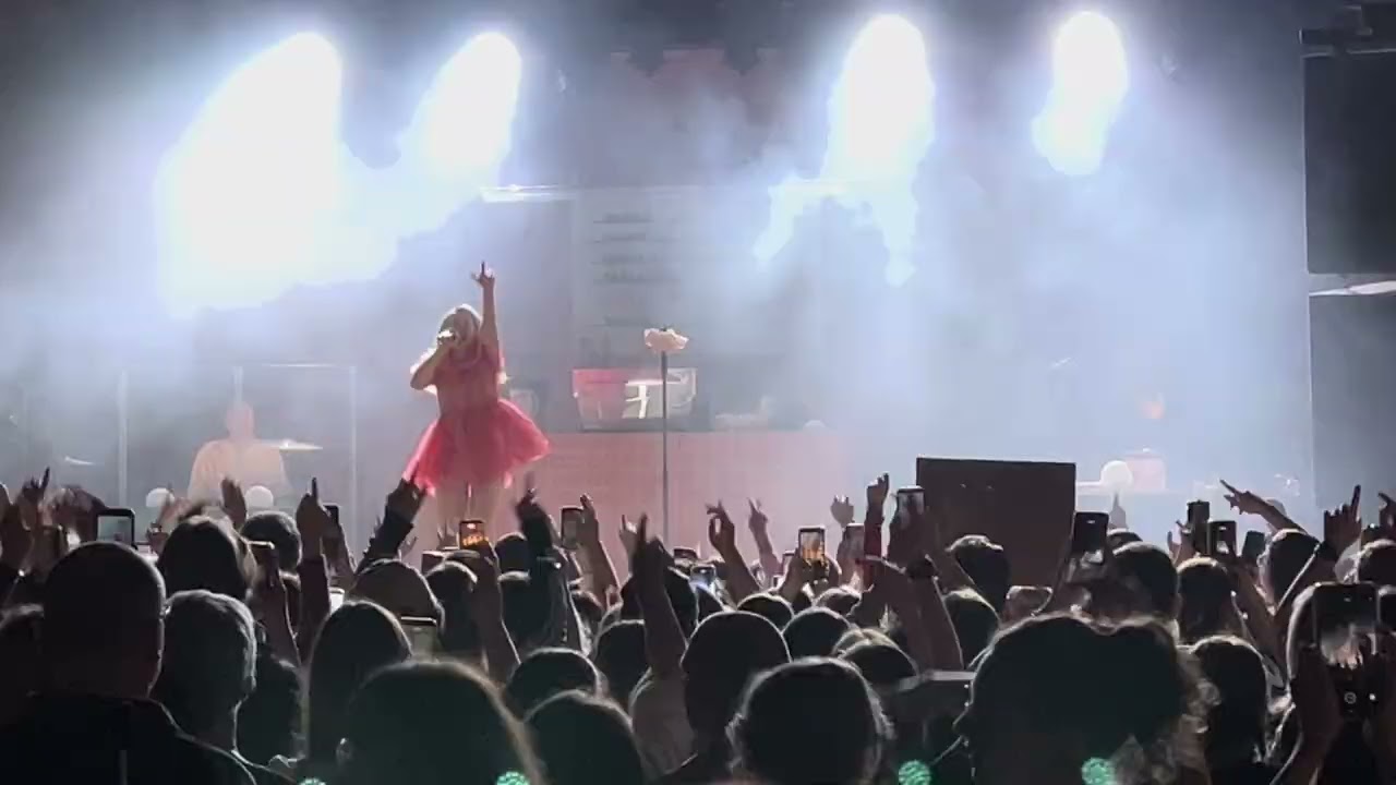 Lina - Melodrama Tour 2026 - Live in Leipzig Täubchenthal 06.03.26 - Egal & Ohne dieses Gefühl