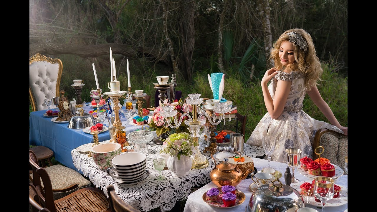 Alice in Wonderland Quinceañera