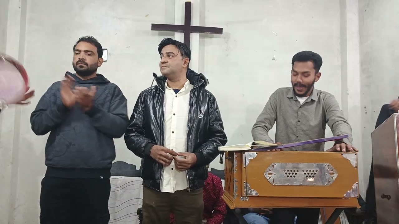 AtifSherGill #unfrezzmyaccount #song #hazratalinefarmayaqayamatkinishaniyan #christmascarol #foryou 