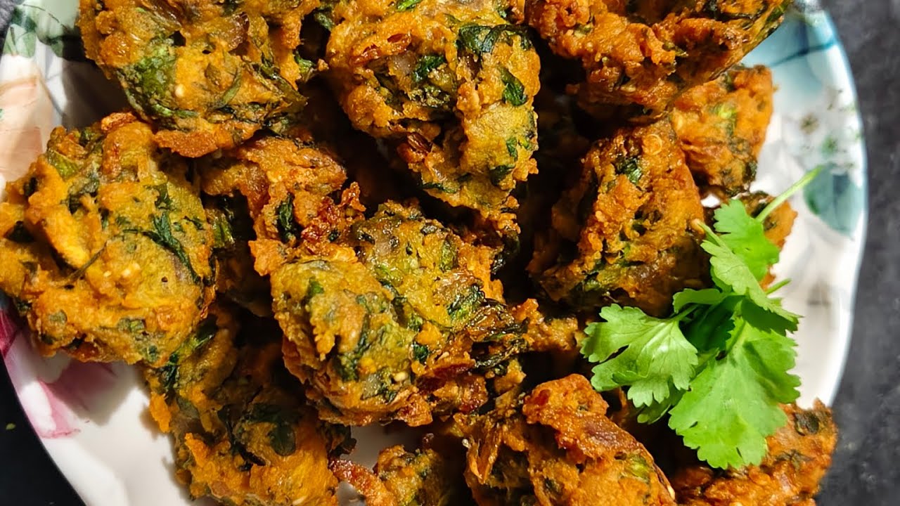 Crispy palak ke bhajiya🪴 |Anisa's kitchen #newrecipe #palakkepakode #easyrecipe