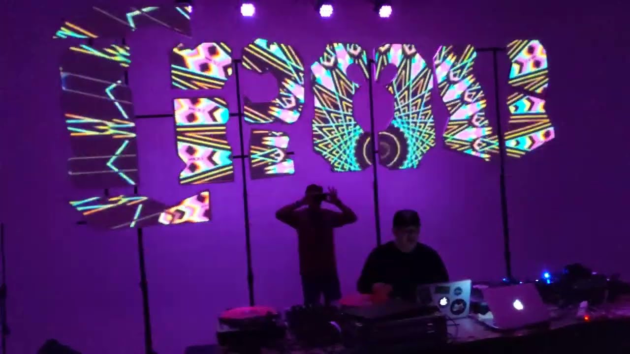 Dr Vince DJ set Stupeflip (soirée Tocardsmix, part 1)