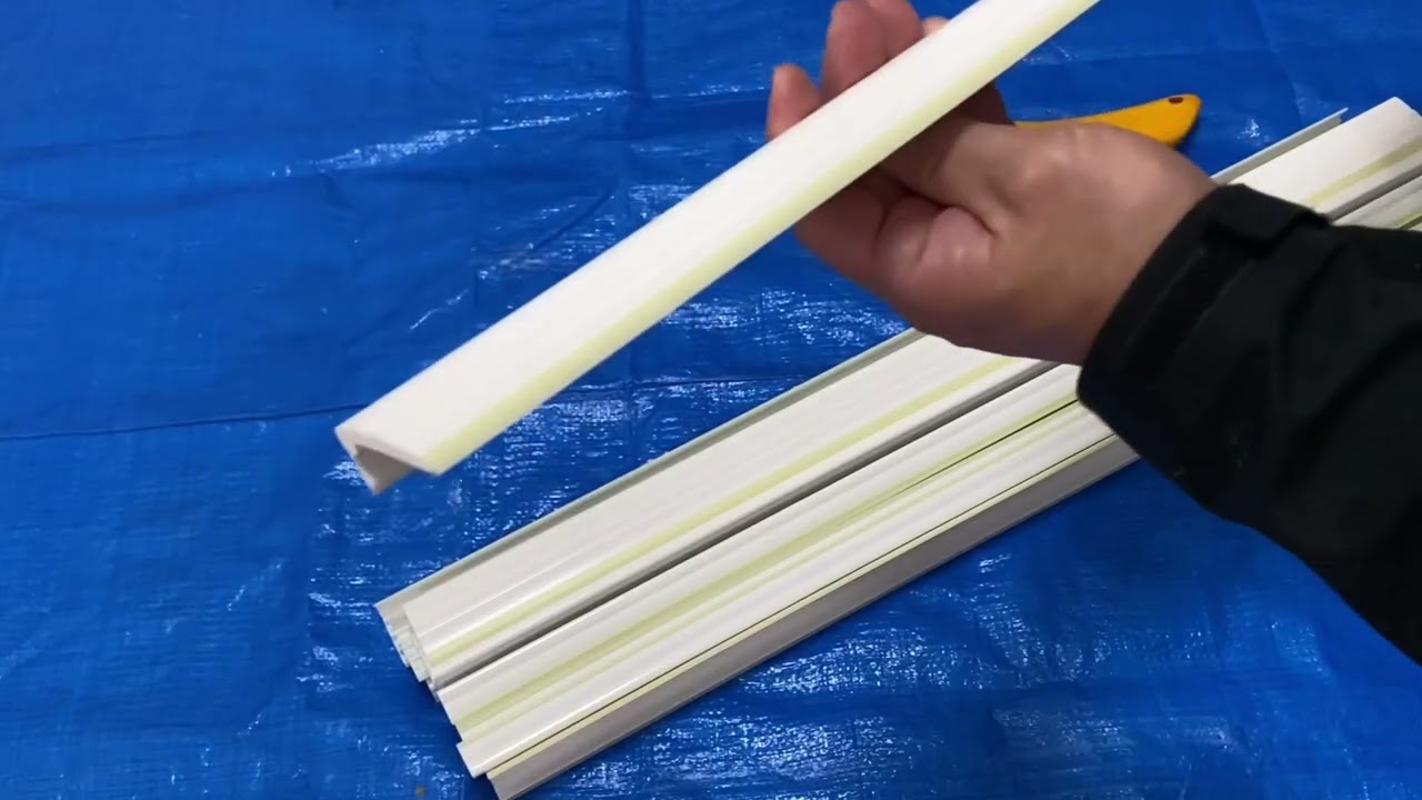 階段に滑り止め材を貼りました！