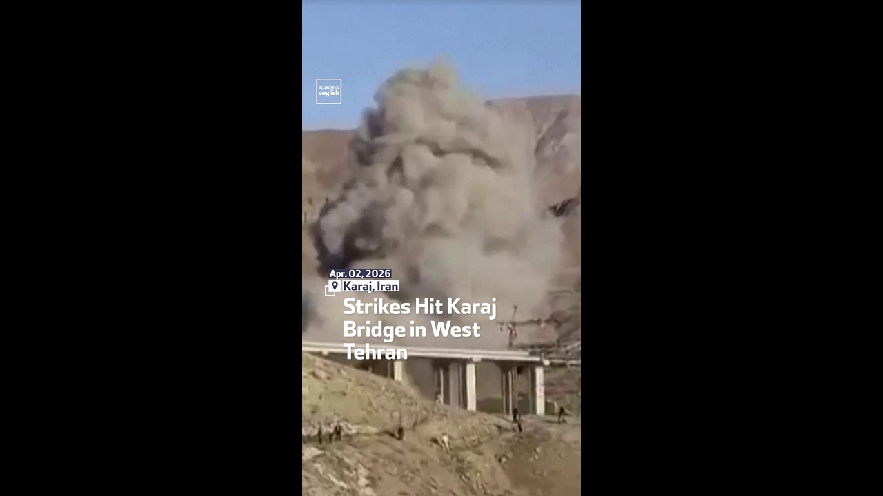 Strikes Hit Karaj Bridge in West Tehran
