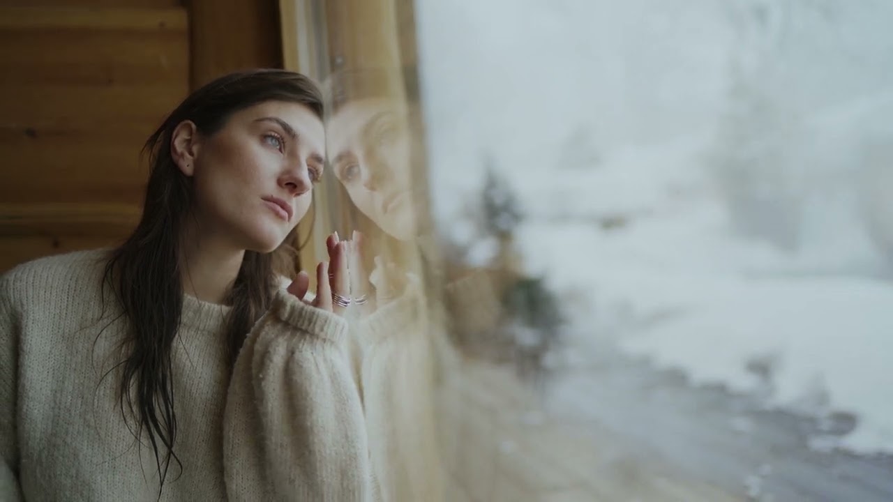 Last Train Home (Official Music Video) | Emotional Indie‑Pop Ballad
