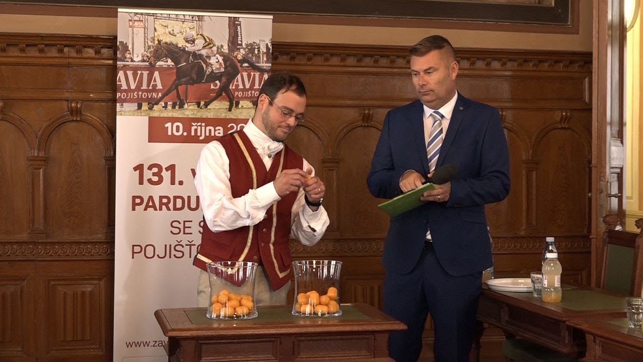 RE-LIVE 🔴 | pátek 1. 10. 2021 – tisková konference, dostihy Pardubice