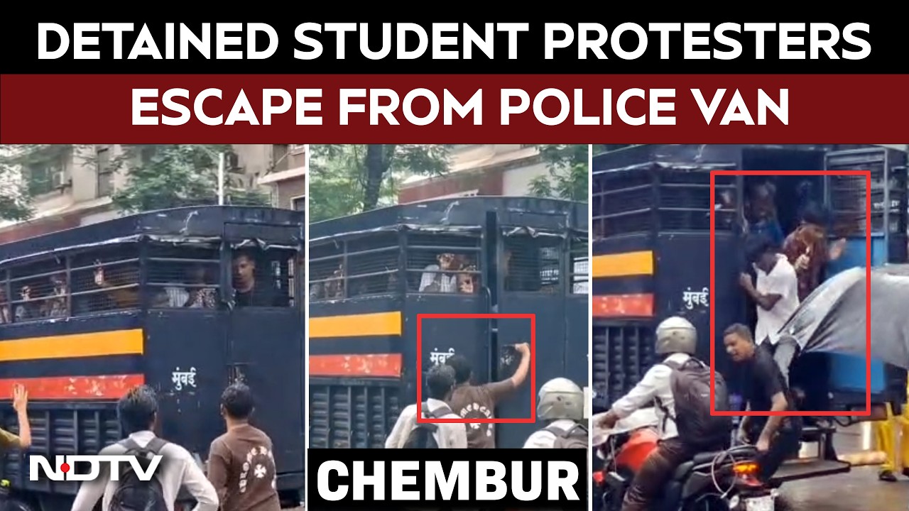 Mumbai Protest | Detained Student Protesters Escape From Police Van In Chembur
