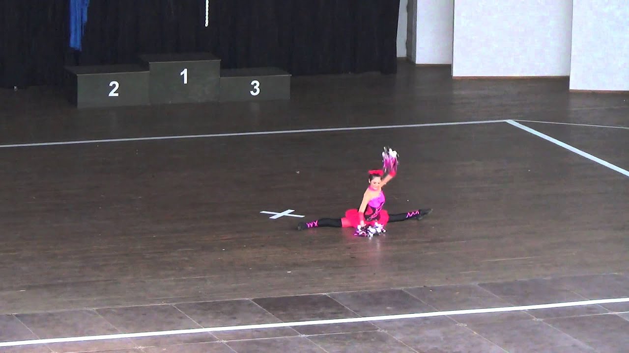 Marta Szablewska - Miraż Wronki MP Opole 2013 solo pom-pom