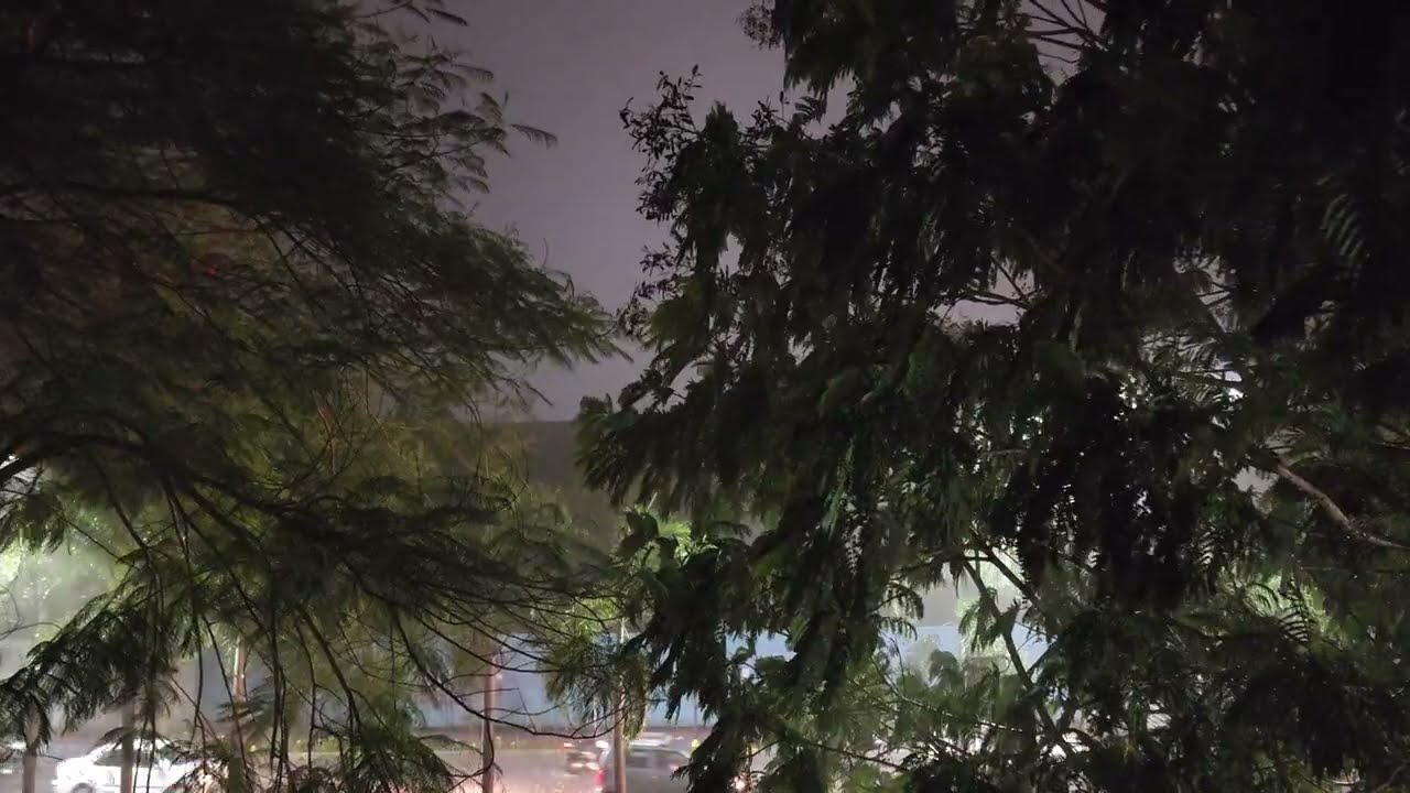 Thunderstorm hits Thane (20th May 2025)