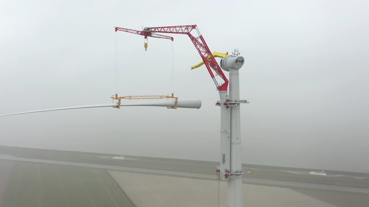 Meet The Climbing Crane LCC140 From Germany | Enercon Climbing Crane - Enercon GmbH
