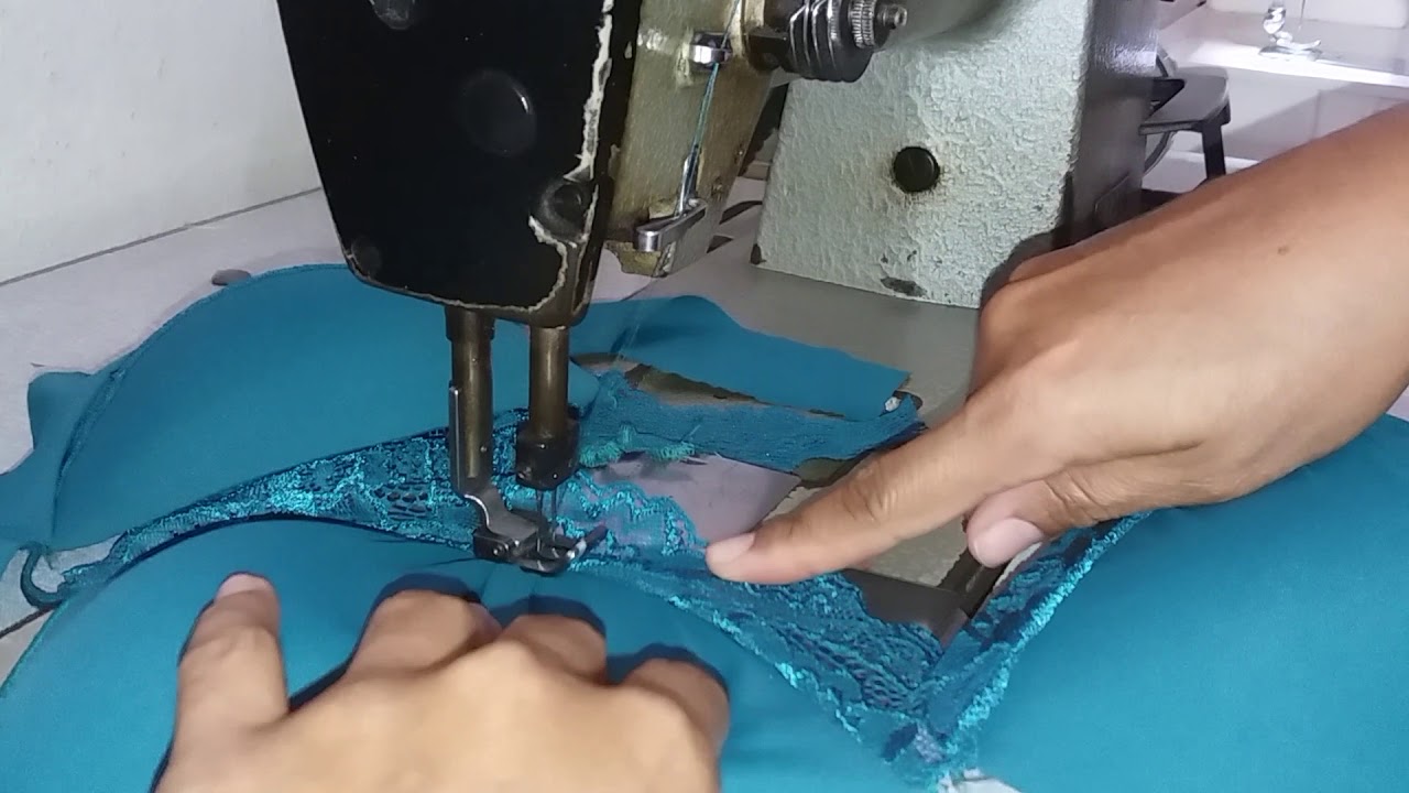 Como passar viés taquara na máquina pespontadeira,,dica fácil 👙👏👙👏