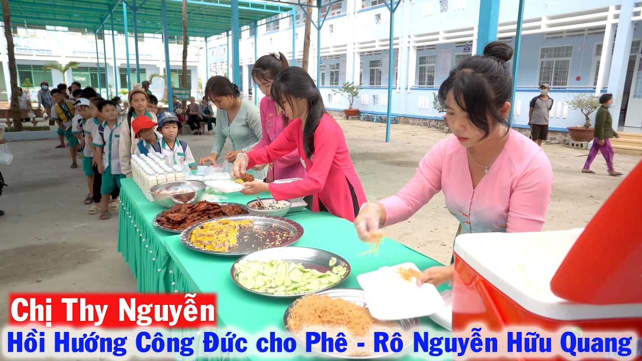 Chị Thy Nguyễn phát tâm Tặng 120 Phần Cơm Sườn Bì Chả Trứng và Sữa Đậu Nành cho Học Sinh Quê Em