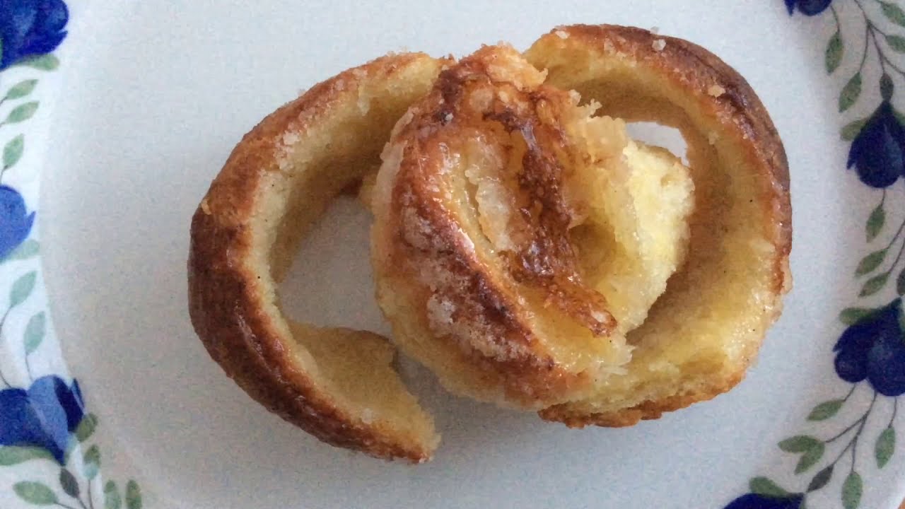 vaniljakehrät tai kahvikehrät tai vaniljapullat, helppo.. Vanillabuns, simple to bake