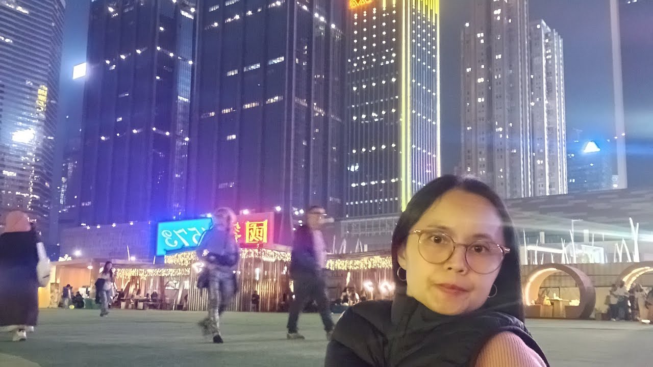 Pinay Single Mom in HK is live!