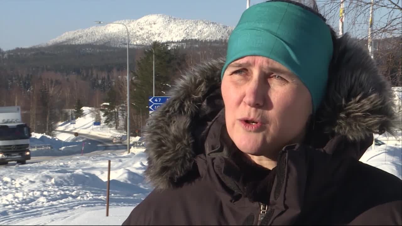 Hon är kritisk till de olika skoterreglerna - ”Bättre om vi har lika” - Nyheterna (TV4)