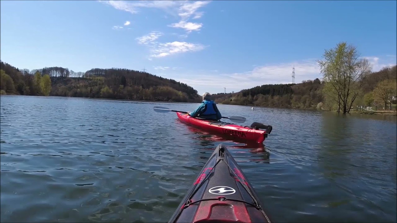 Kajaktour auf der Wuppertalsperre bei hohem Wasserstand