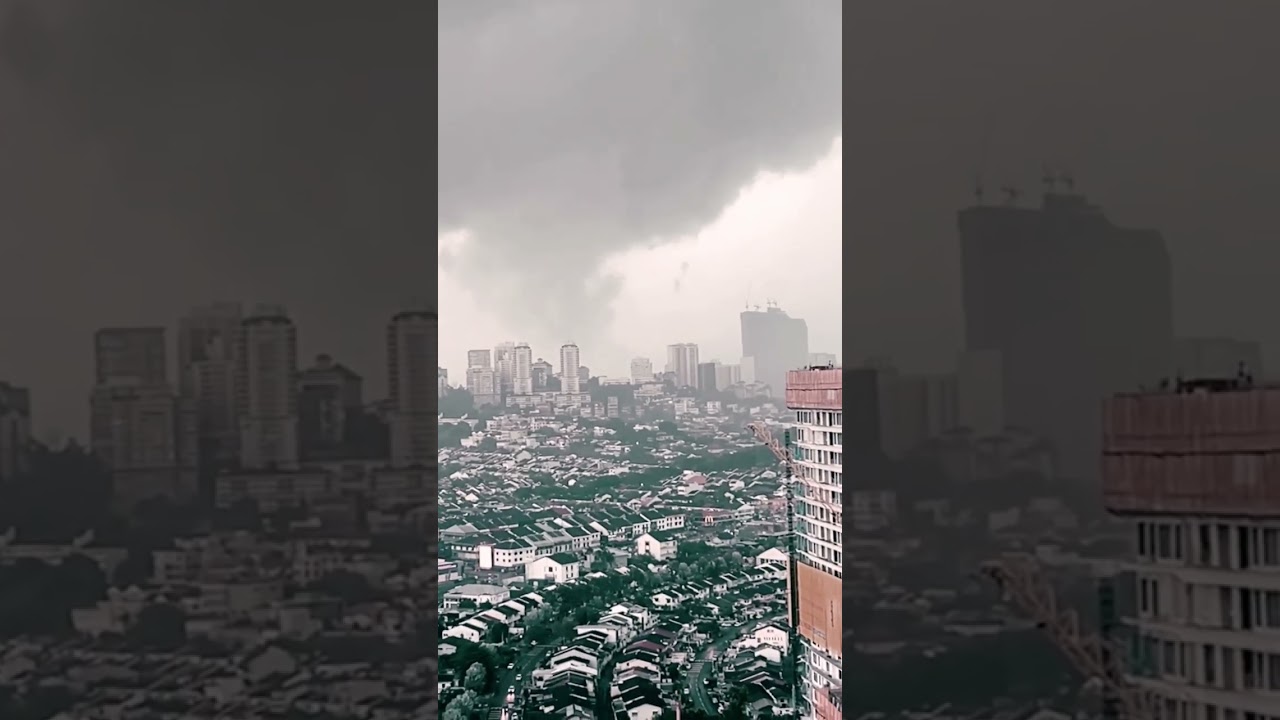 Cloudy weather in Malaysia #clouds #rain #malaysia
