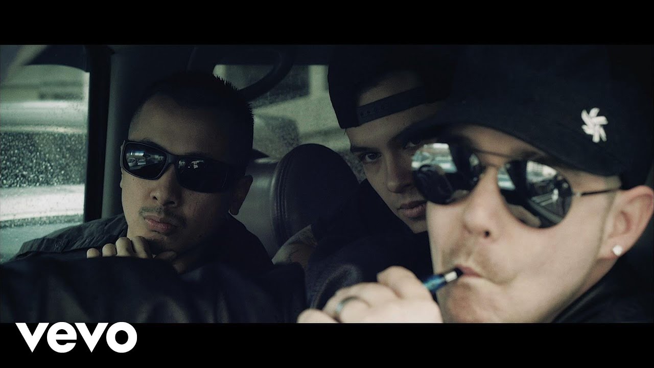 KEYRINGZ - Knock on the Door