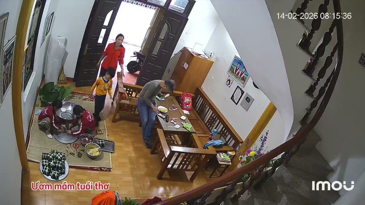 Cả nhà gói bánh chưng Tết 2026-ươm mầm tuổi thơ 