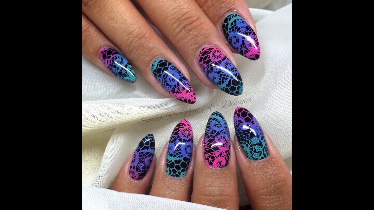 Triple Gradient Ombré Lace Stamped Nails | Yours Cosmetics | Esmaltes da Kelly