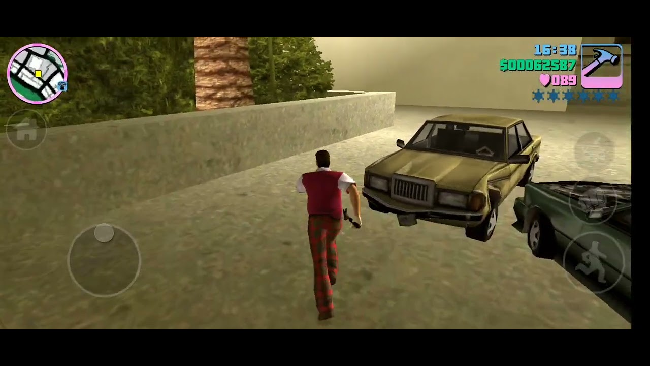 Attack on a gang in GTA Vice City game play number 2