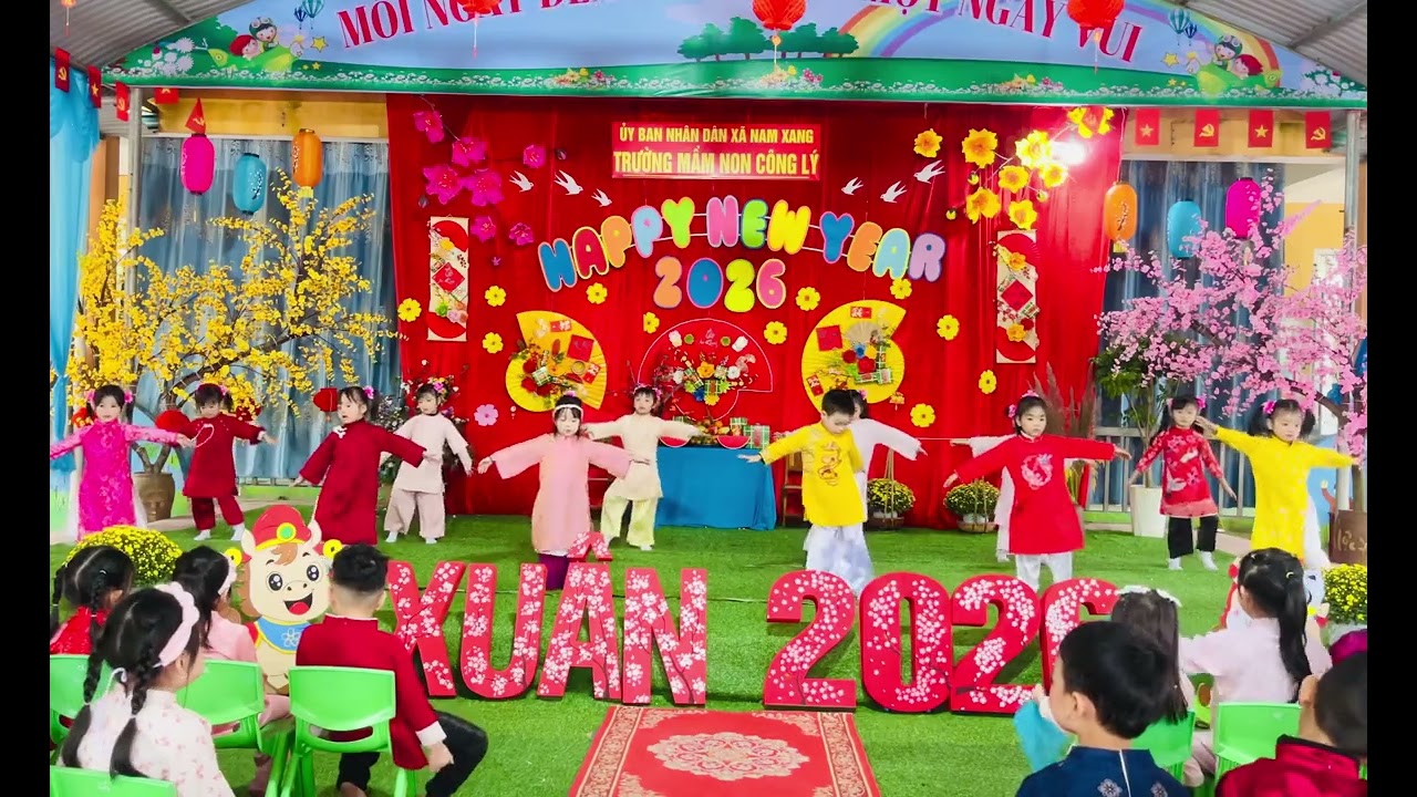 Múa: “ Nàng Xuân” - Lớp A4
