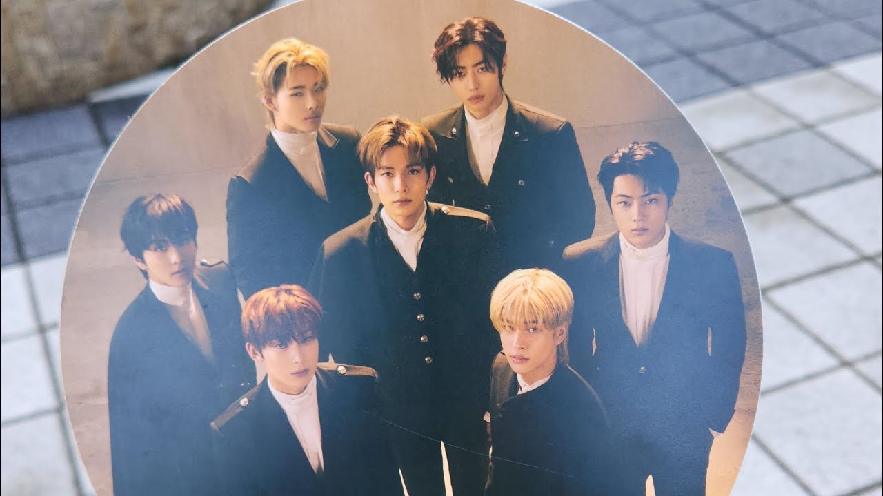Fate in Seoul Mollaseo/ 10Months/ Polaroid Love 7.29.2023