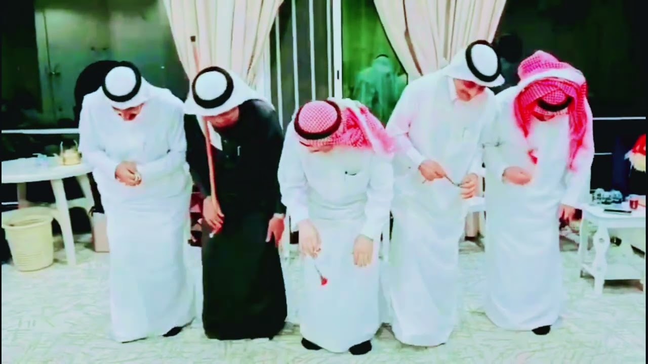 [أساتذة اللعب التُـنوشامي]