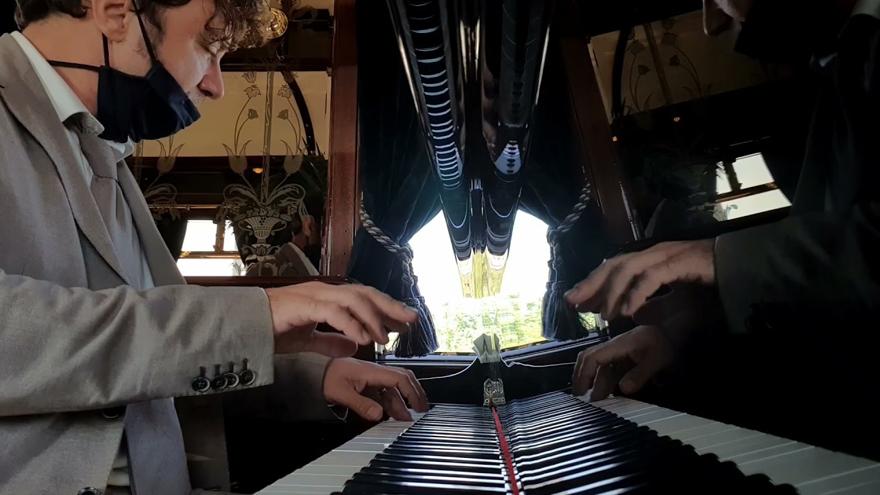 Luca Cerigioni plays Buonasera signorina (Fred Buscaglione) - #jazz #swing #pianosolo #orientexpress