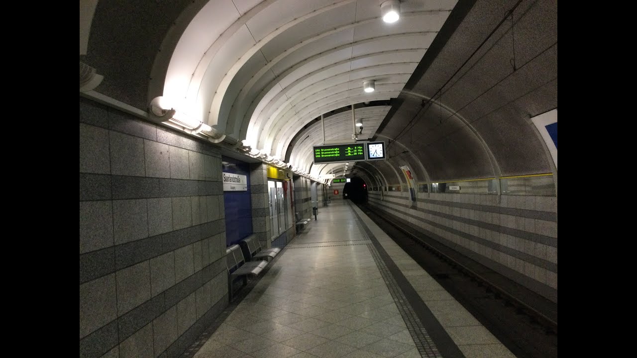 Otis Aufzug, Baujahr 1996, modernisiert im U-Bahnhof Saarlandstraße in Dortmund