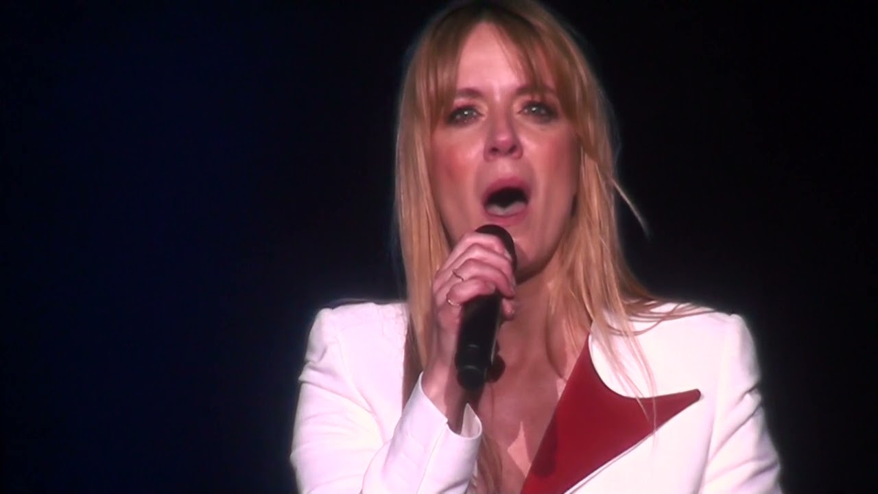 V&eacute;ronic DiCaire - I will always love you, Whitney Houston Cover, Celine Dion Opener, Live in AKL, NZ