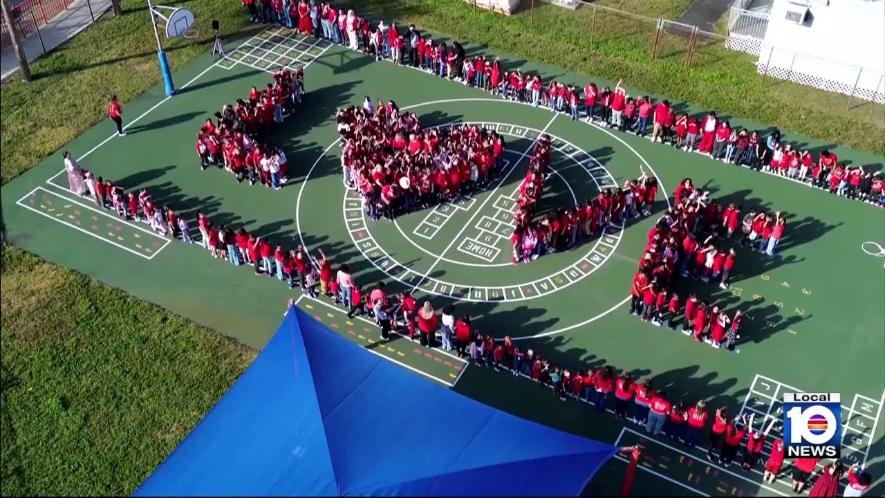 Students stand in LOVE formation to remember MSD victims