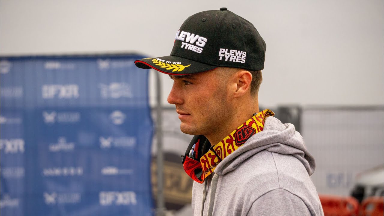 A day in the life of a professional British Motocross team : SC Sporthome Husqvarna