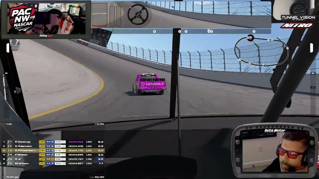 CHASING DOWN DOBACK #pacnwnascar #iracing