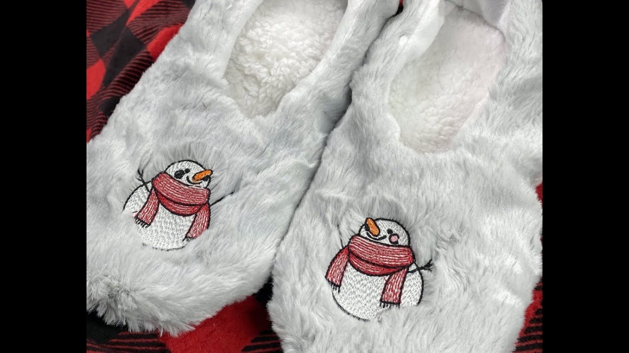 How to Sew a Super Comfy Pair of Slippers (Minky Fabric Slipper Tutorial)