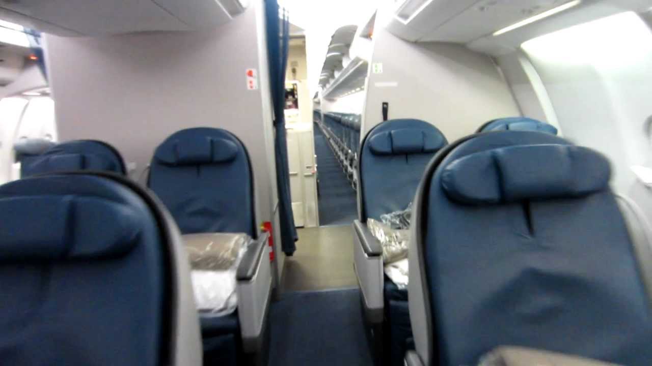 Delta Airbus 330-300 cabin tour (Old)