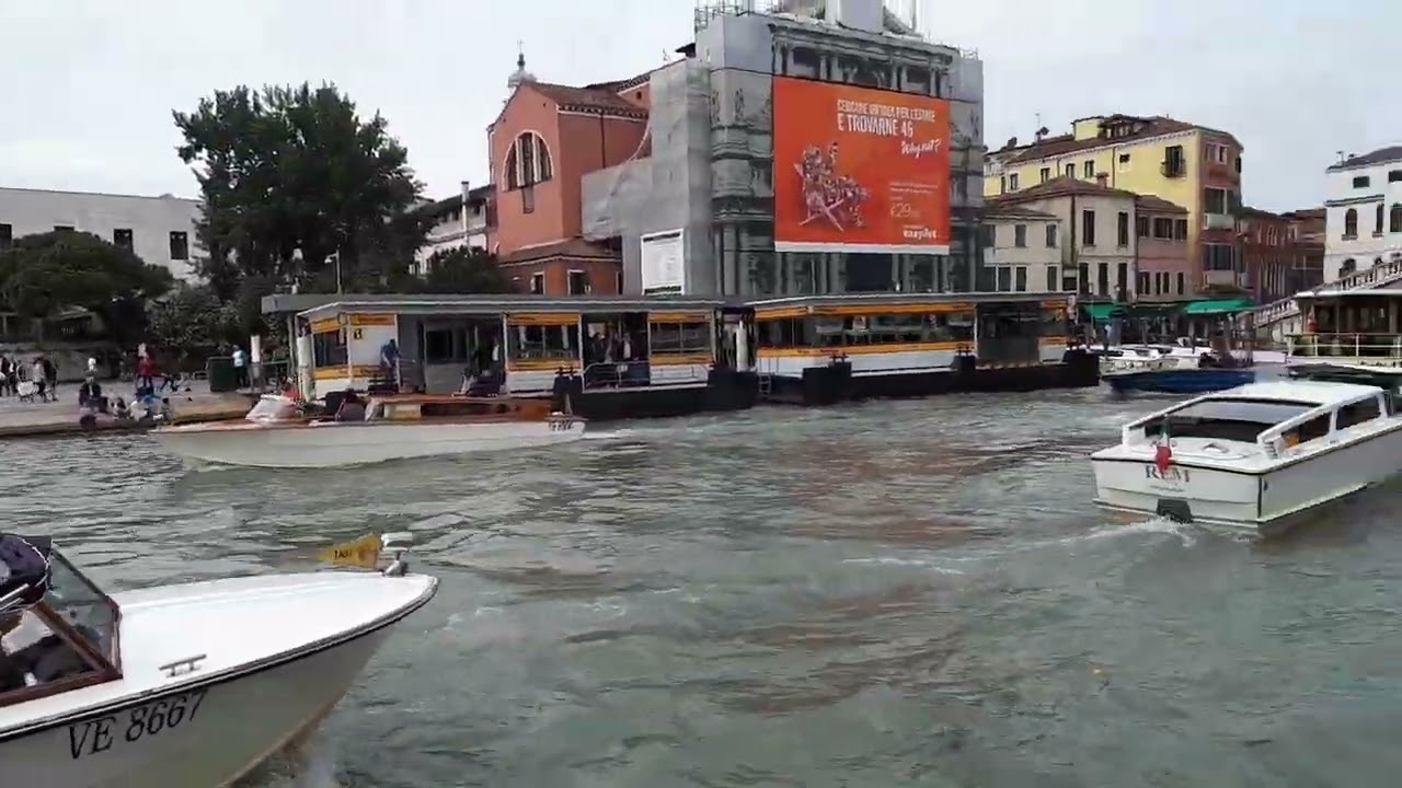 Venice Ambulance and TNT Express in action
