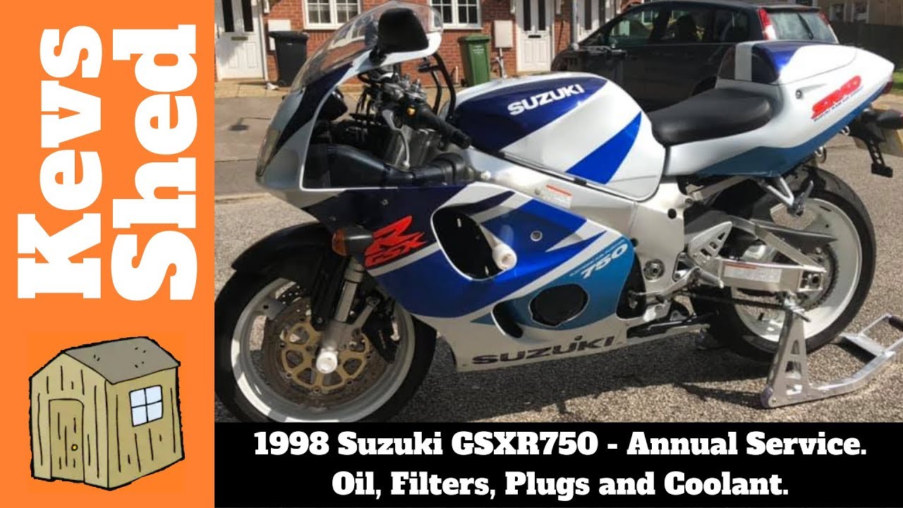 Servicing my 1998 GSXR750 SRAD. Oil, Oil Filter, Air Filter, Plugs & Coolant.