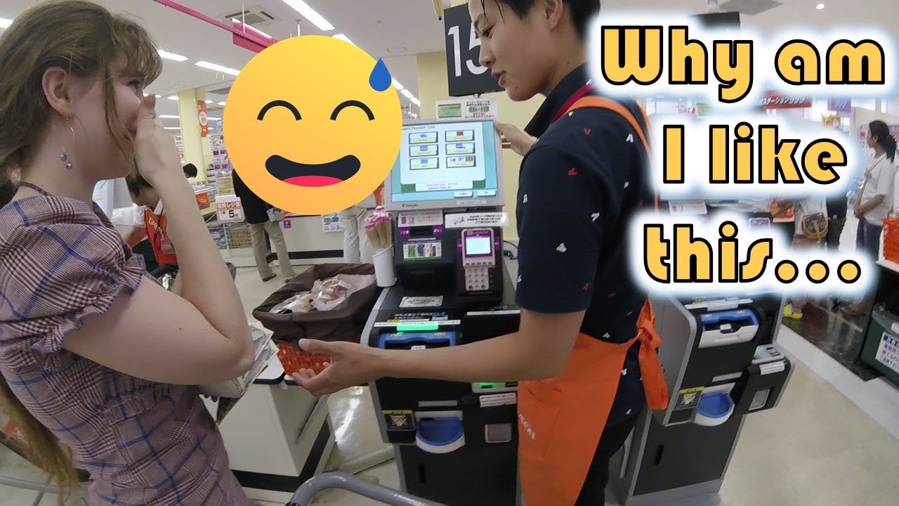 Cute Japanese Cashier Went Out of His Way to Help Me at a Grocery Store!