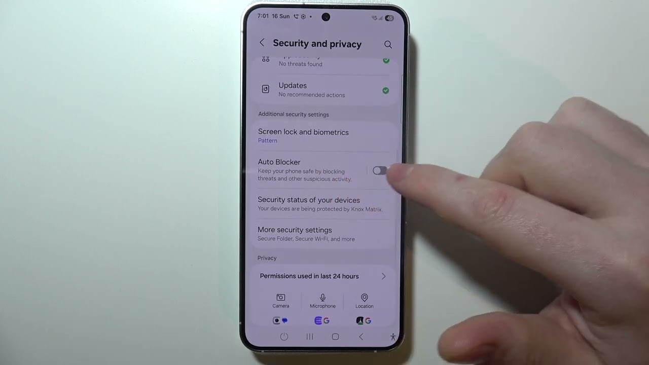 How to Disable Auto Blocker On Samsung Galaxy S25+