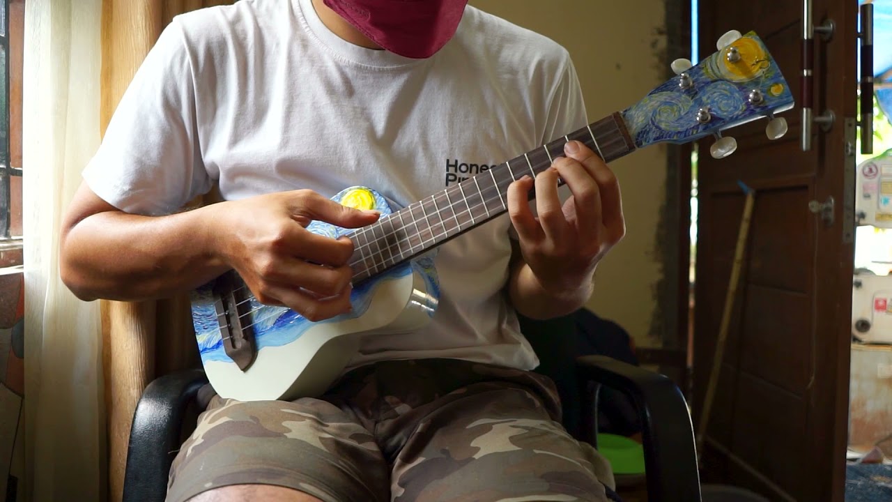 Solid Mahogany Handpainted Starry Night Van Gogh Ukulele