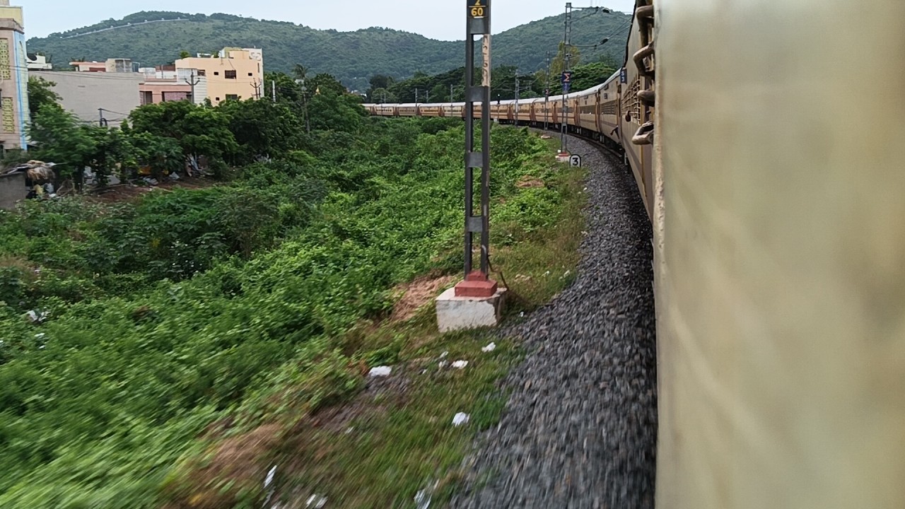 Vijayawada to Gudivada full train journey on boarding 12788 Narsapur sf express