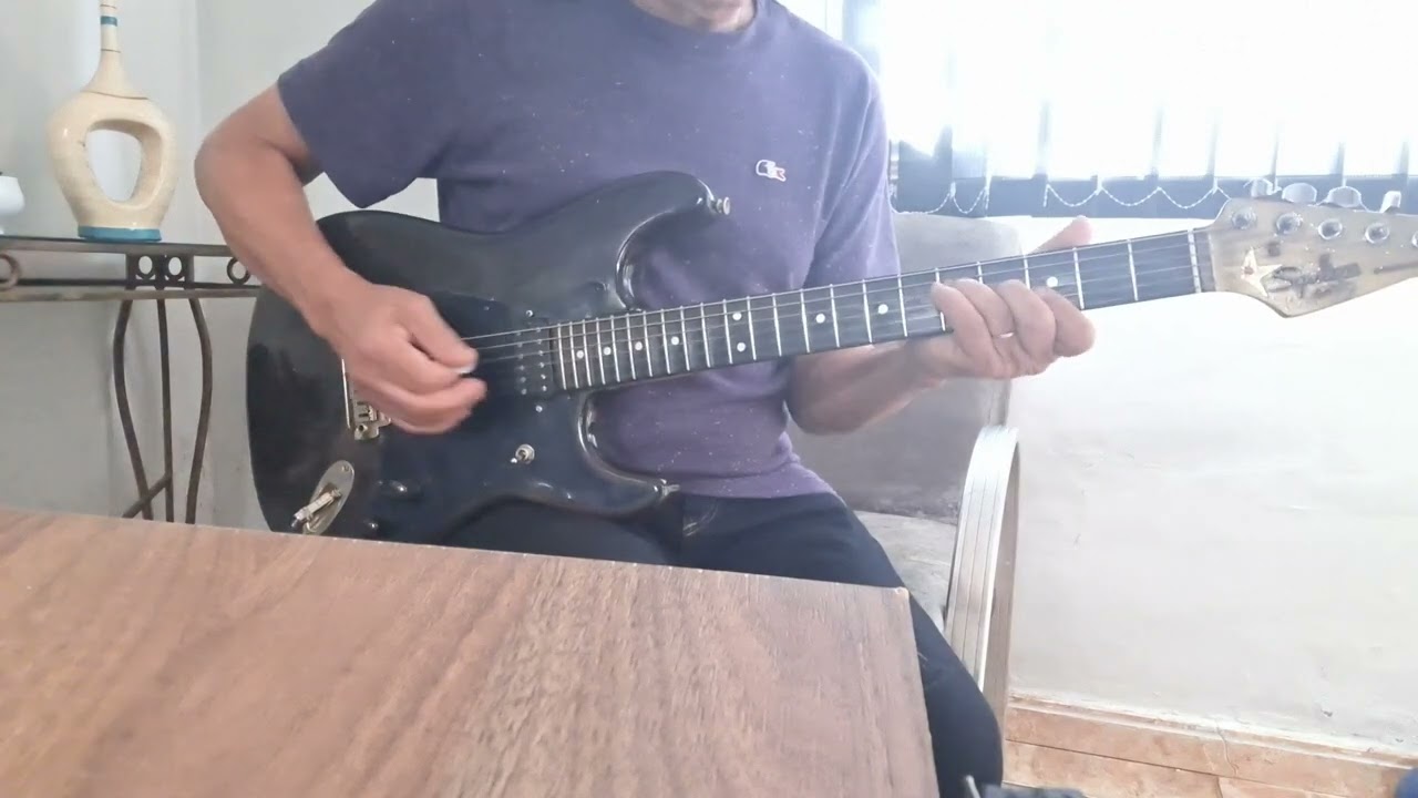 Bad moon rising / Creedence Clearwater revivel - by Daniel luthier ( Cover)