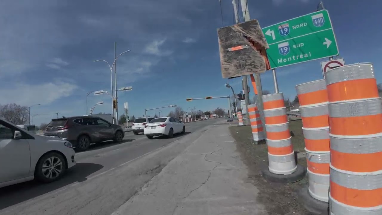 Balade a v&eacute;lo, Laval, Duvernay, Boulevard Concorde 2024-04-09 (4/5)