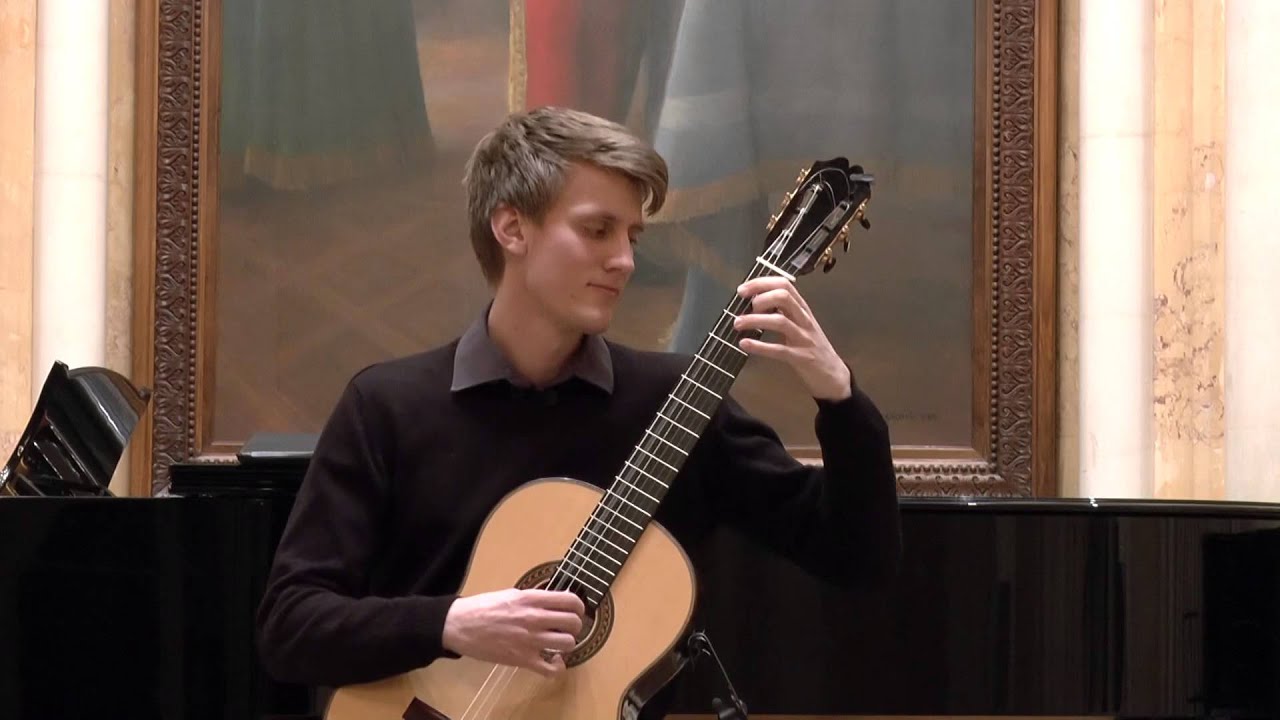 Urban Meža plays Prelude & Fugue BWV 998 by J. S. Bach