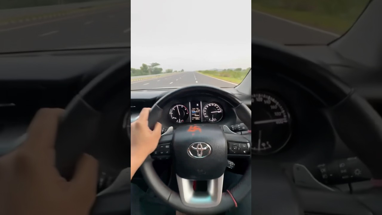 Toyota Fortuner Legender Top Speed 😨 #fortuner #fortunerlover #automobile #shorts #topspeed