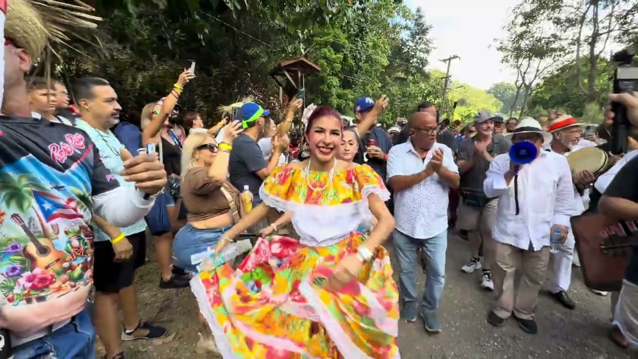 La Tradicional Fiesta Jíbaro Del Barrio Charcas 2025