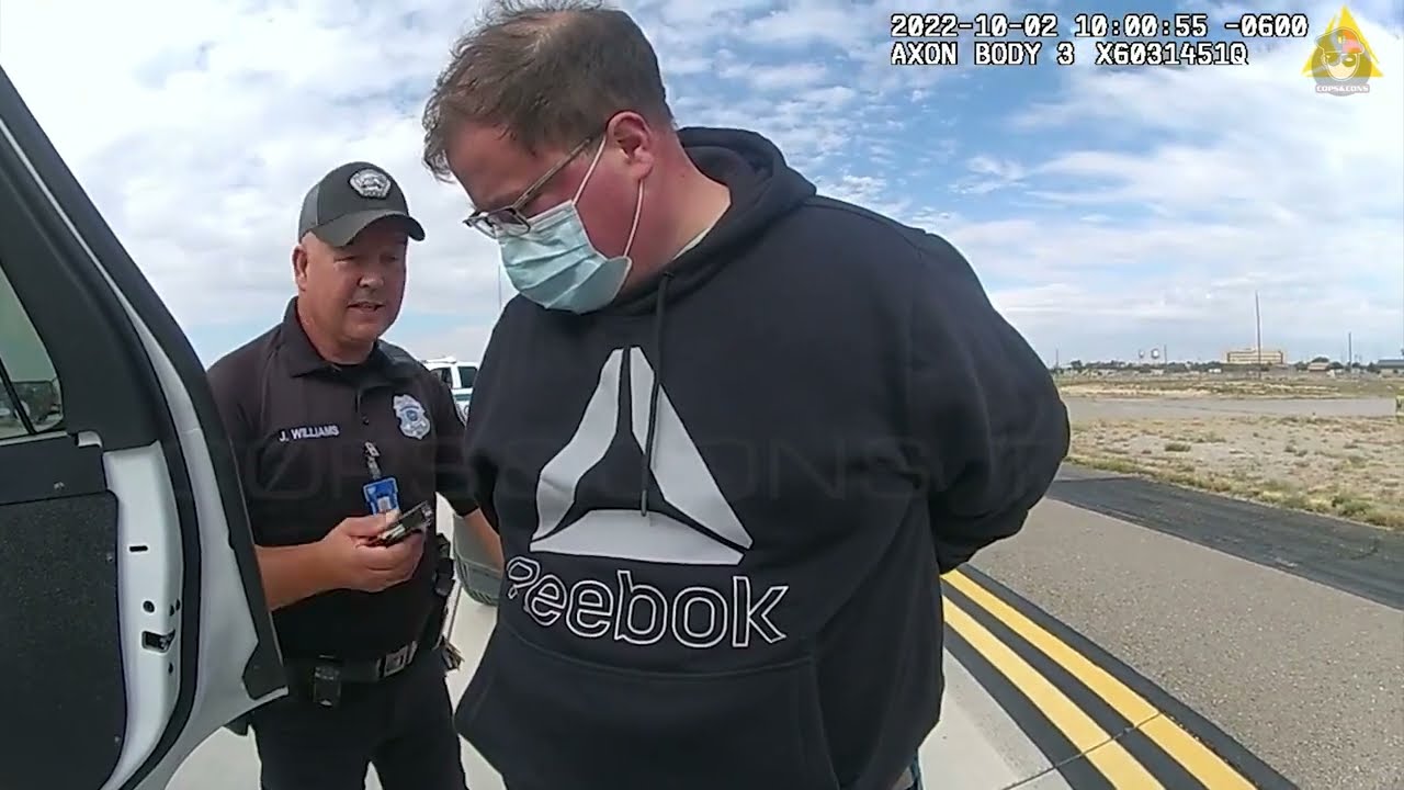 Man Sends Scary Message to Plane Passengers