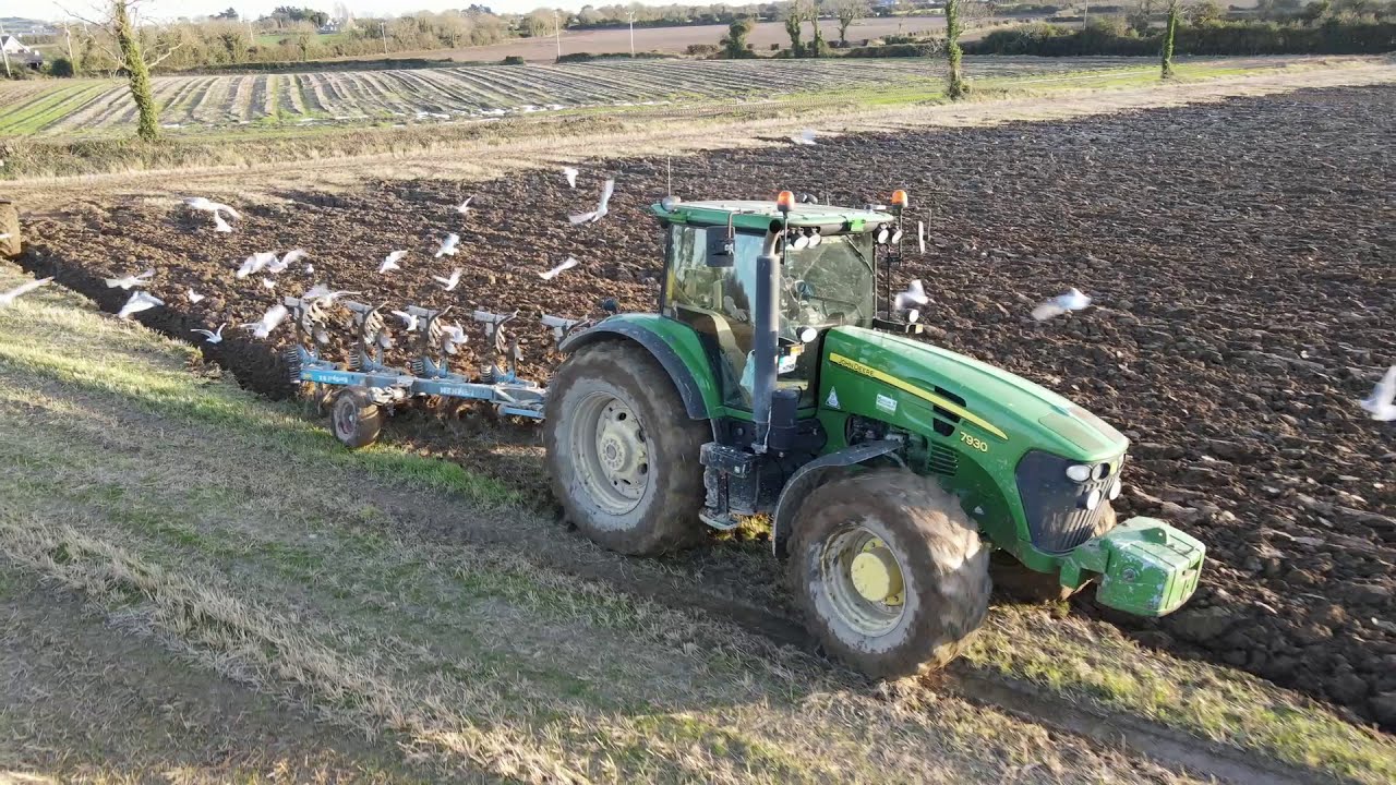 John Deere 7930 & 6155R ploughing with Lemken's in Sticky conditions in HD Video