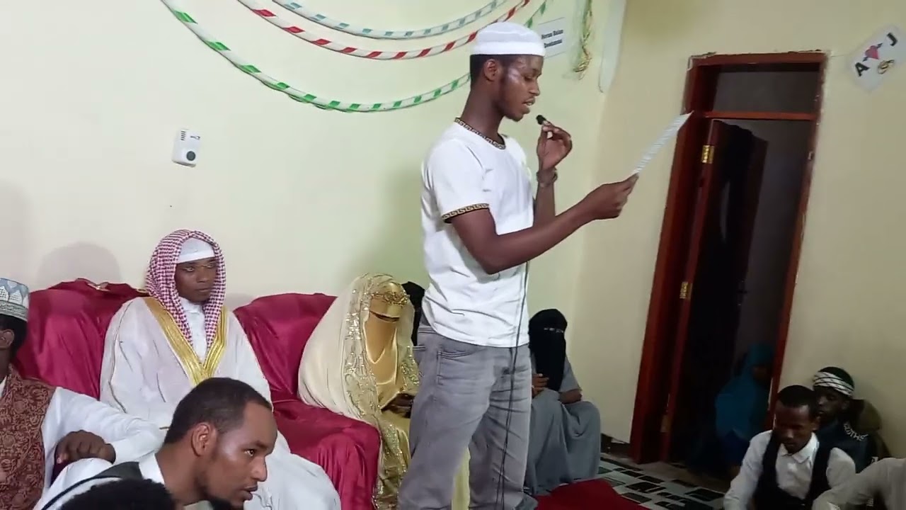 walaloo Kaliil Juneeydii Cidha Ust.Adam Husseeniif