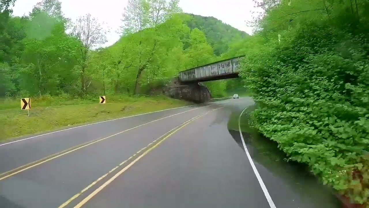 Driving to Through Big Stone Gap Virginia